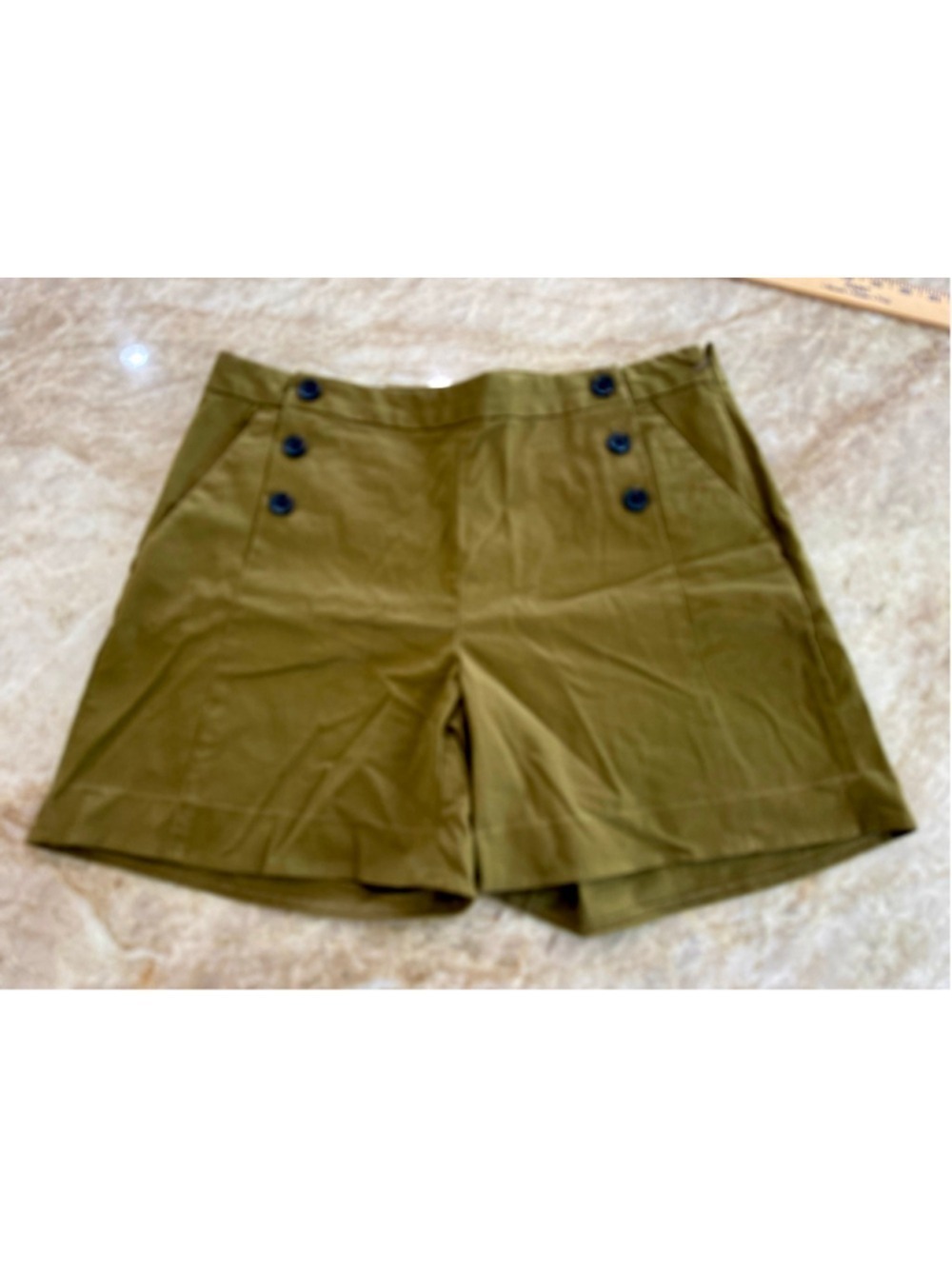 Banana Republic High Waist Shorts Size 12 Olive Green, nautical front 4” inseam